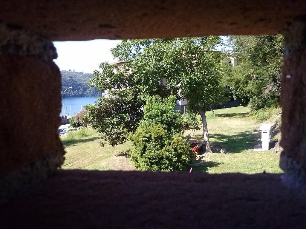 Ostello Casa Rossa Laveno-Mombello Rom bilde